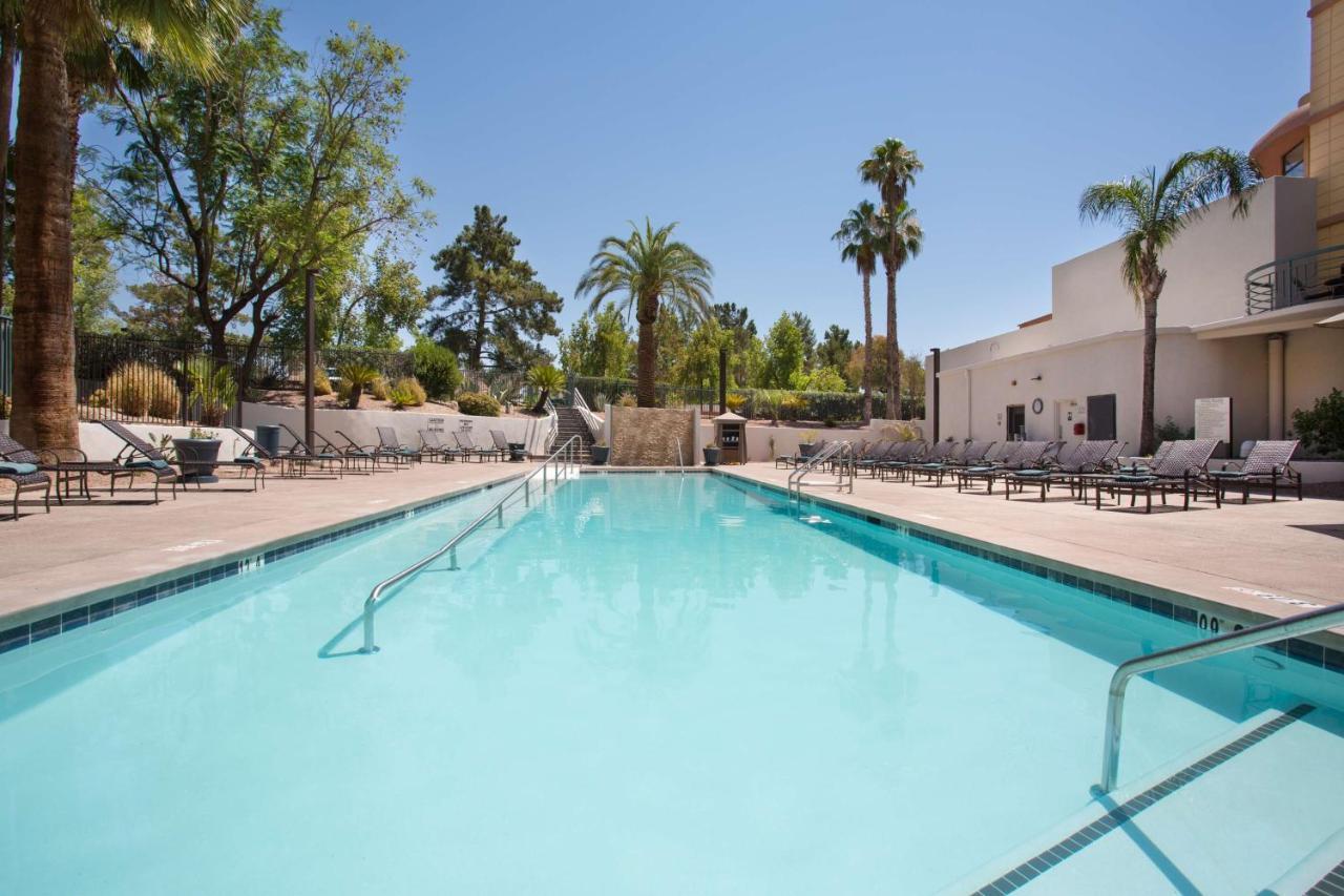 Embassy Suites By Hilton Phoenix Biltmore Exteriér fotografie
