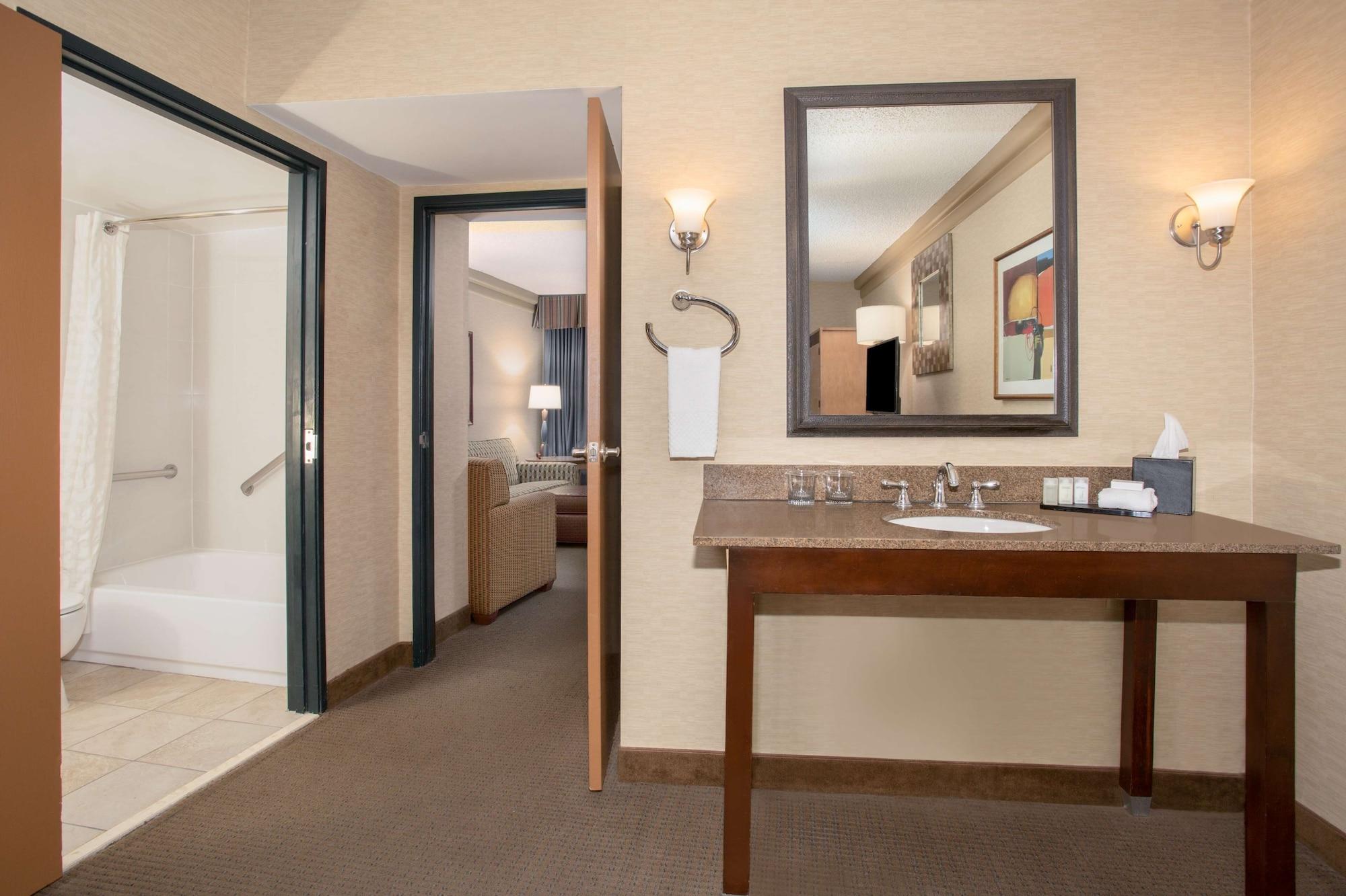 Embassy Suites By Hilton Phoenix Biltmore Exteriér fotografie