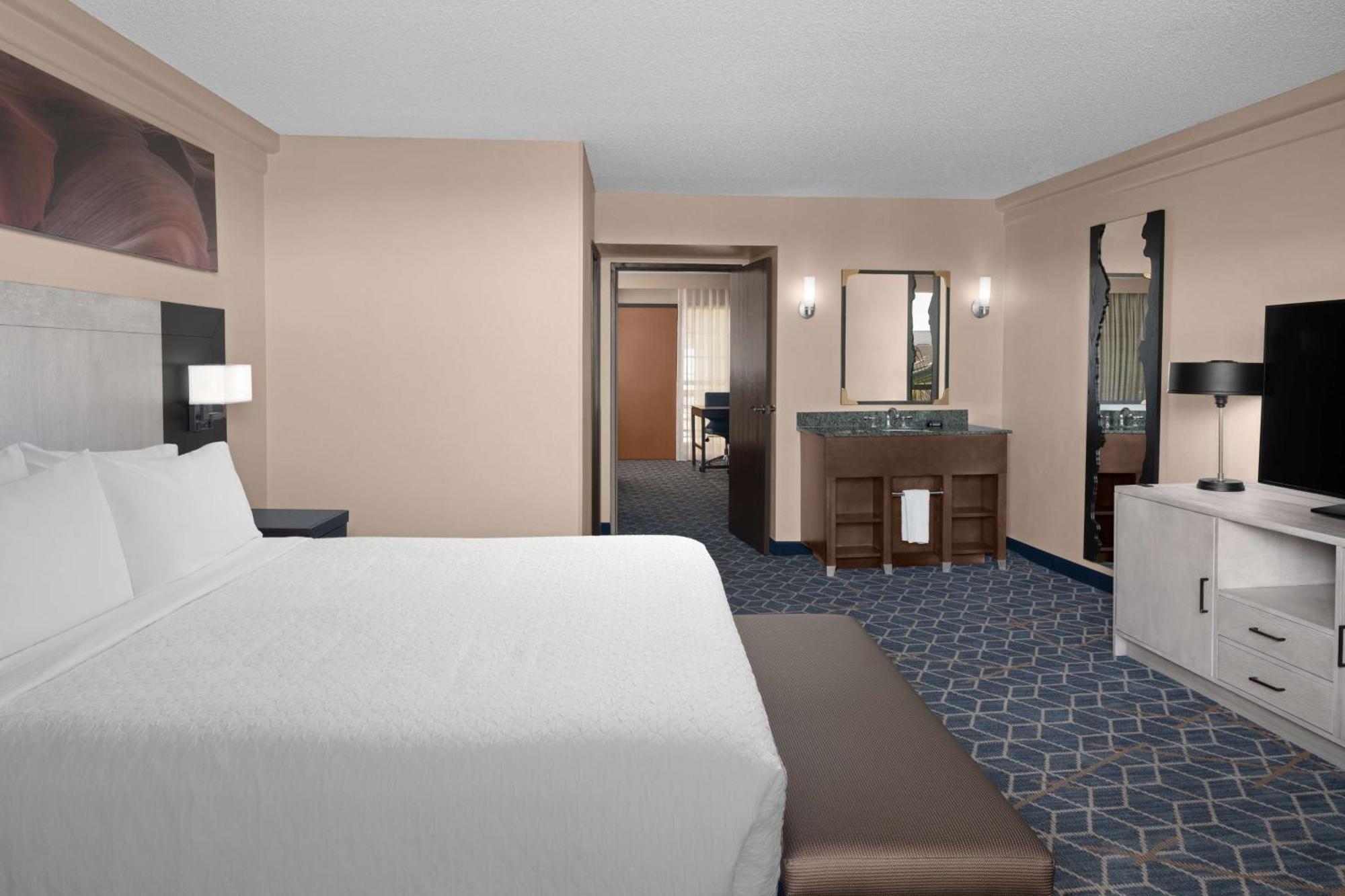 Embassy Suites By Hilton Phoenix Biltmore Exteriér fotografie