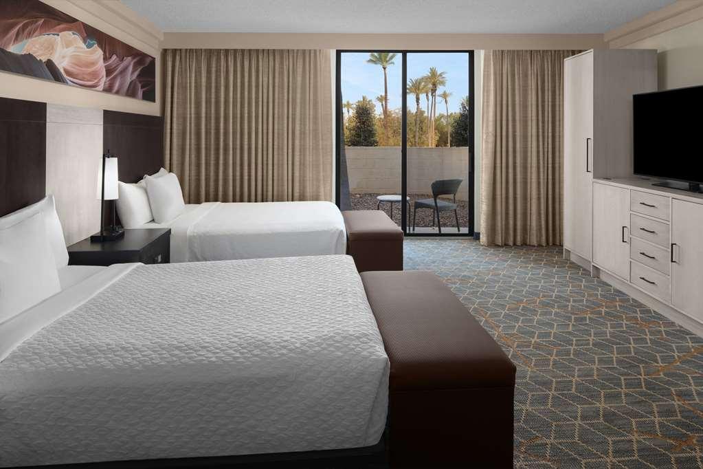 Embassy Suites By Hilton Phoenix Biltmore Pokoj fotografie