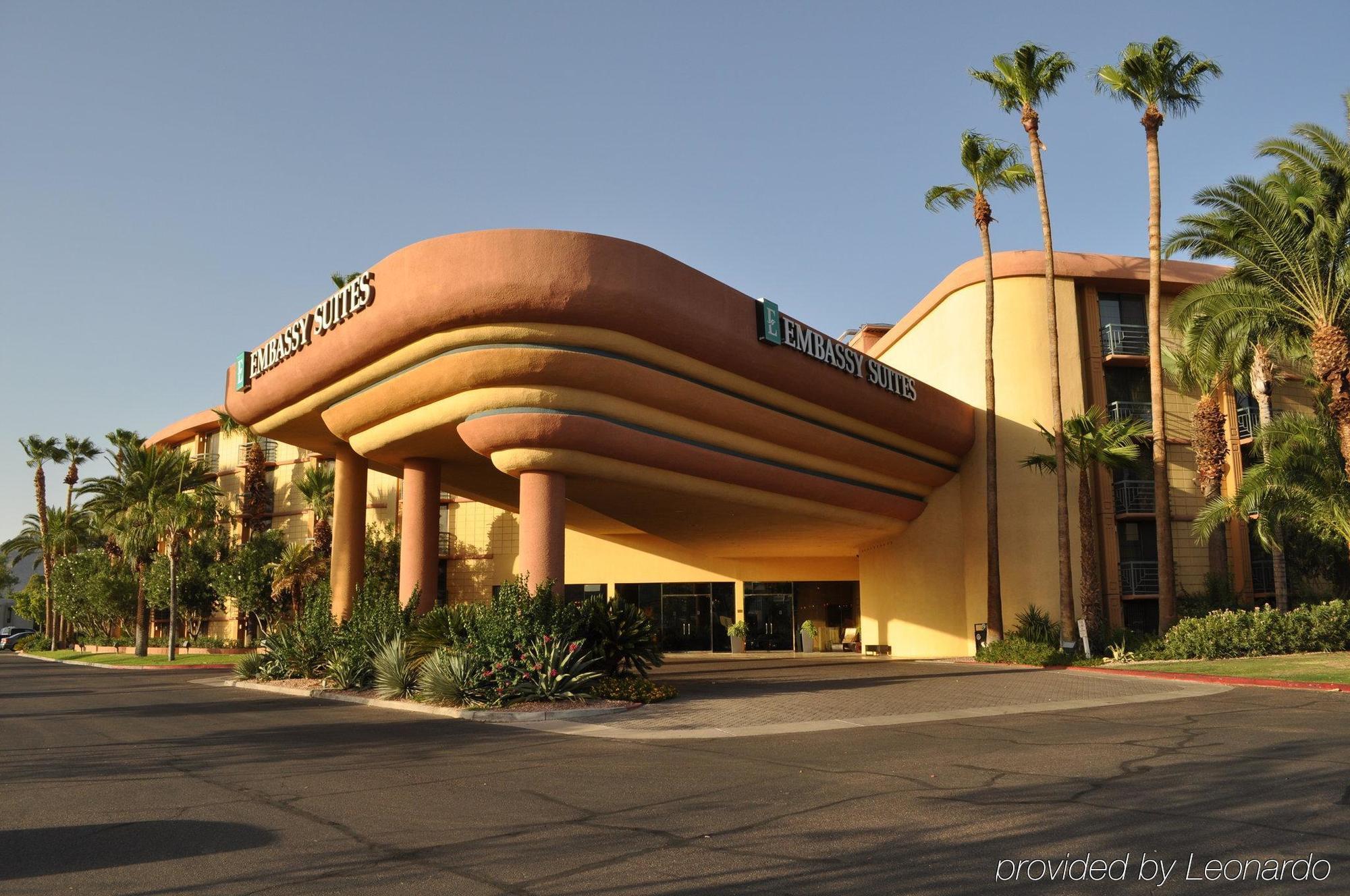 Embassy Suites By Hilton Phoenix Biltmore Exteriér fotografie