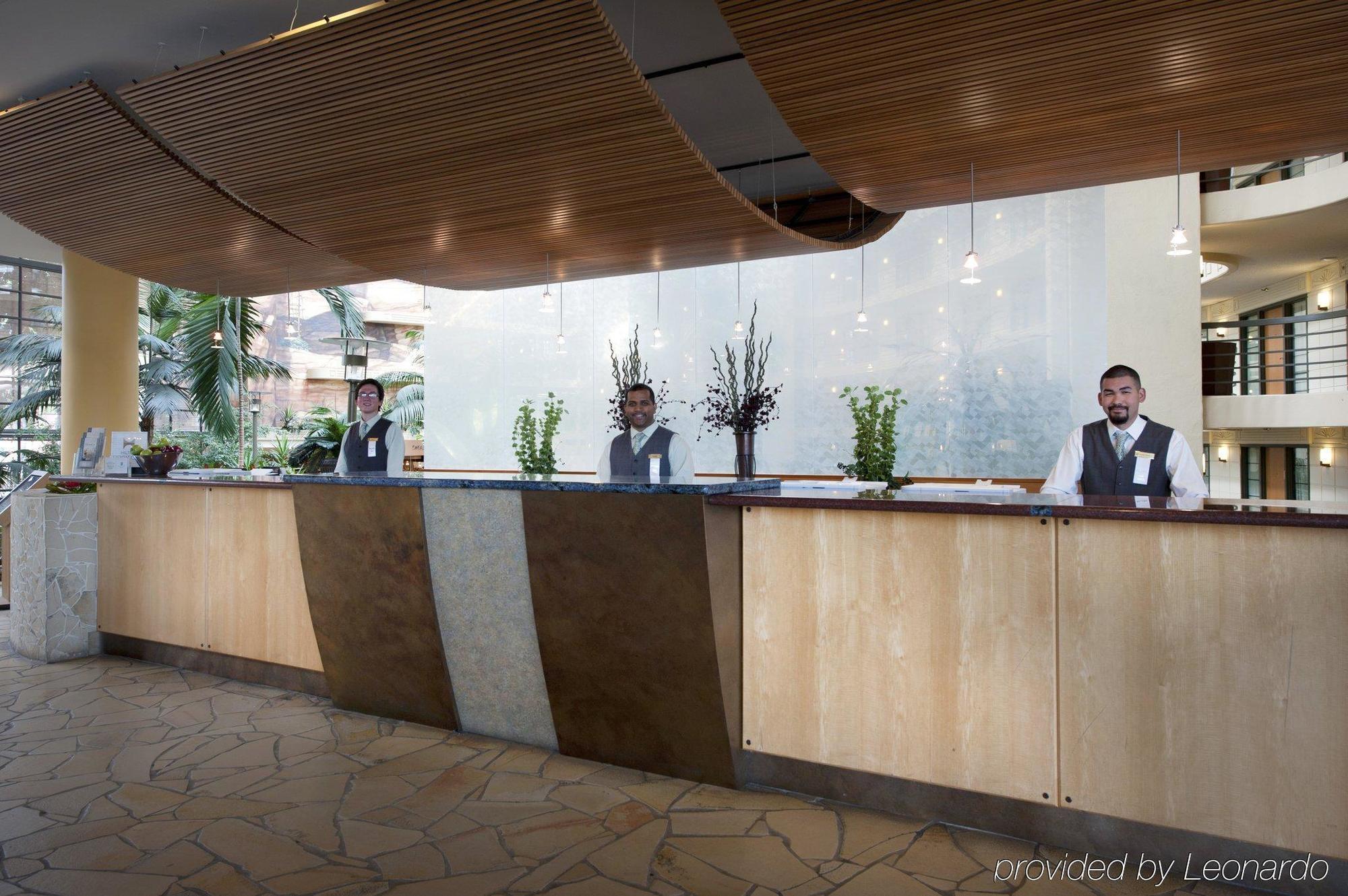 Embassy Suites By Hilton Phoenix Biltmore Exteriér fotografie