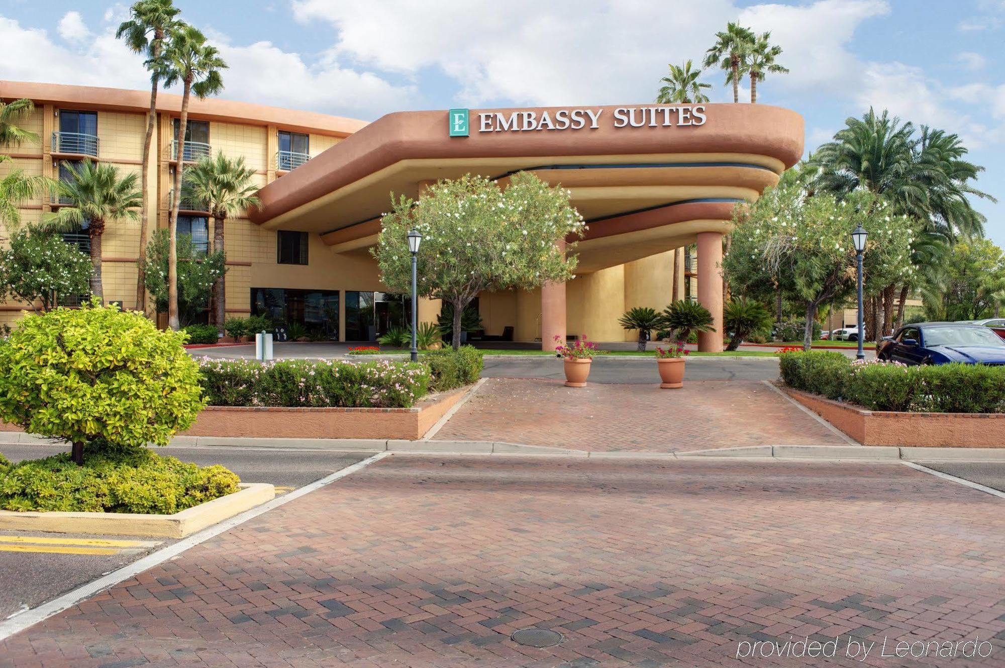 Embassy Suites By Hilton Phoenix Biltmore Exteriér fotografie